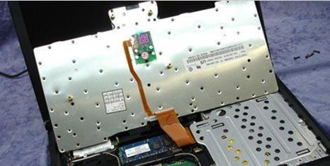 笔记本转轴请找索诚电子